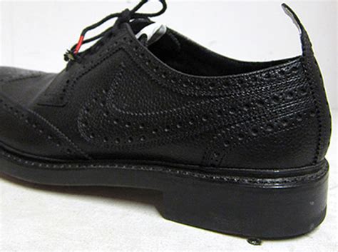 nike wingtip|Nike black wingtips for sale.